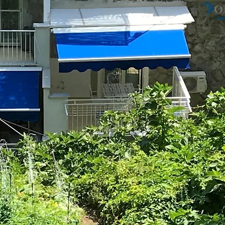 Casa Laurito Apartment *